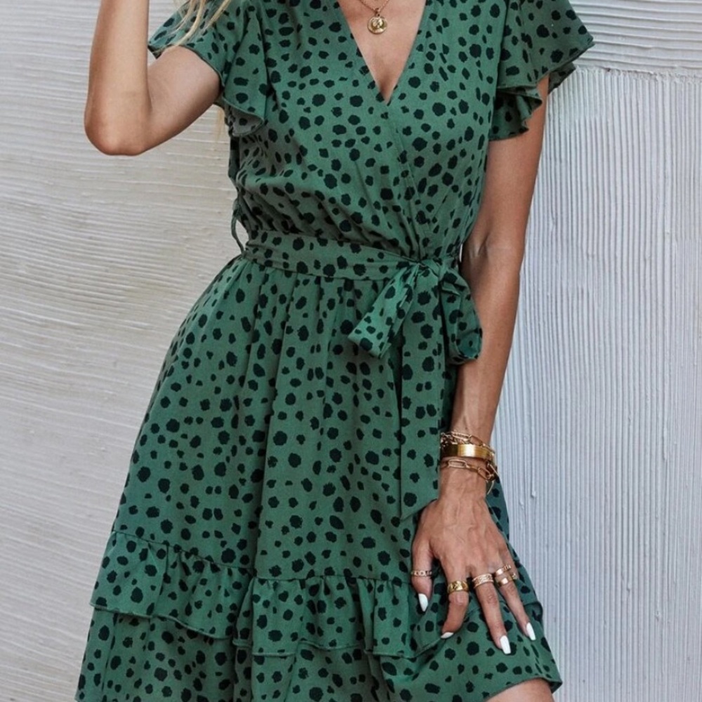 NEW‼️Layered Ruffle Hem Dress - Picture 6 of 6